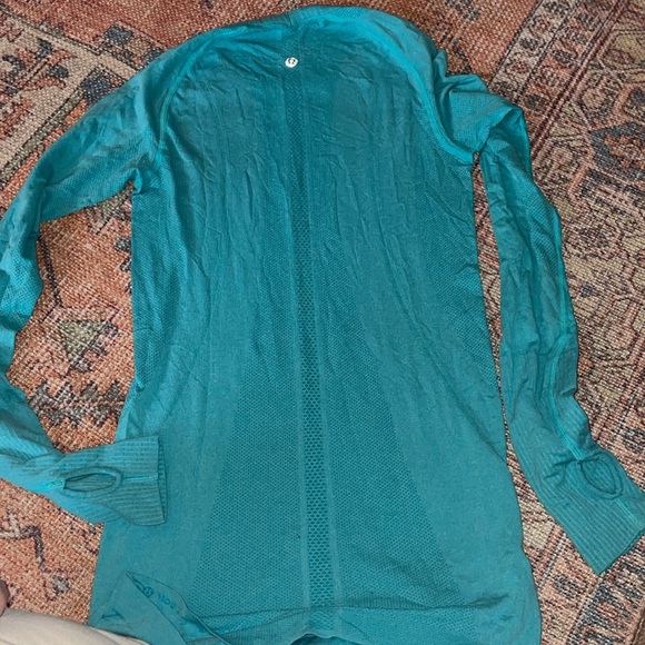 LULULEMON TEAL / PACIFIC BREEZE LONG SLEEVE CREW WORKOUT TOP 🩱💪🏽 - Picture 4 of 10